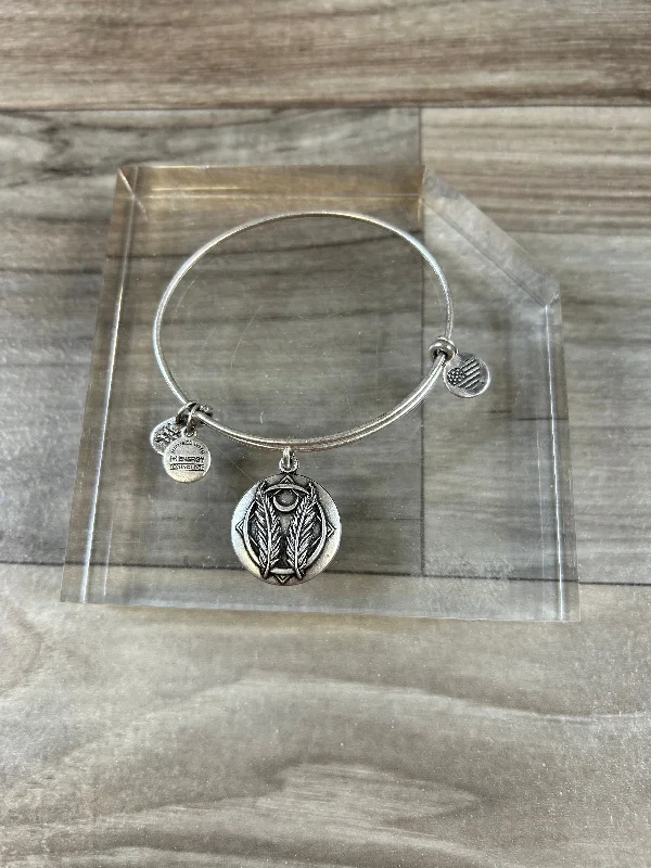 personalized rope bracelet for women-Bracelet Charm Alex And Ani