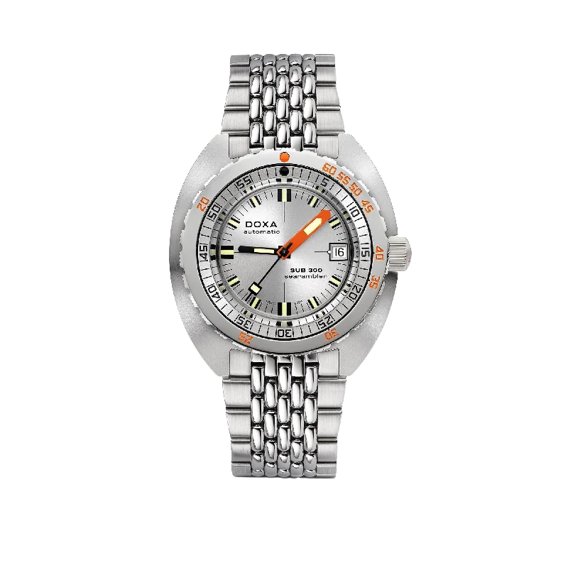 luxury watches with automatic movement and premium materials-DOXA SUB 300 Searambler, stainless steel bracelet