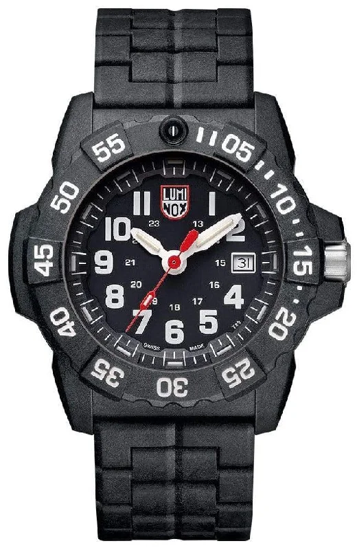 men’s watches with automatic movement for timeless appeal-Luminox Navy SEAL CARBONOX Black Dial Date Divers Quartz Mens Watch XS.3502