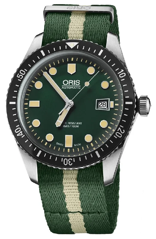 men’s fitness watches with advanced workout tracking and analytics-Oris Divers Sixty-Five Automatic Stainless Steel Green Dial Green/Beige Textile Strap Date Mens Watch 733 7720 4057-07 5 21 24FC