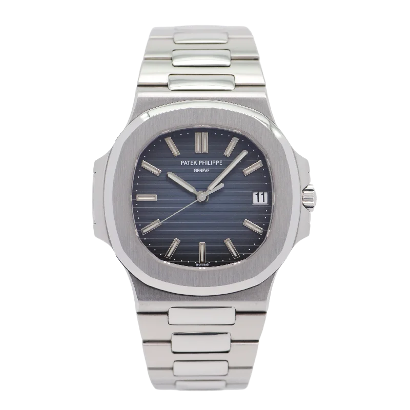 hybrid smartwatches with wellness and activity tracking features-Patek Philippe Nautilus Stahl 5711/1A-001 - 2012 KALIBER 315SC 6 Monate verbaut!