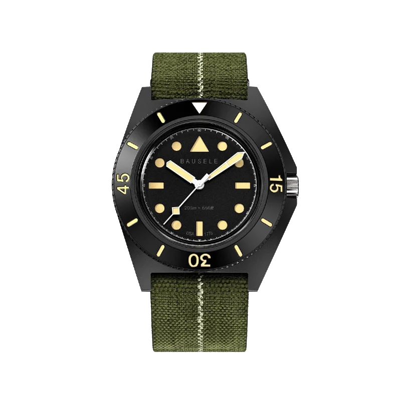 watches with large dials and date function for convenience-Bausele Sydney Diver - Tasman Black