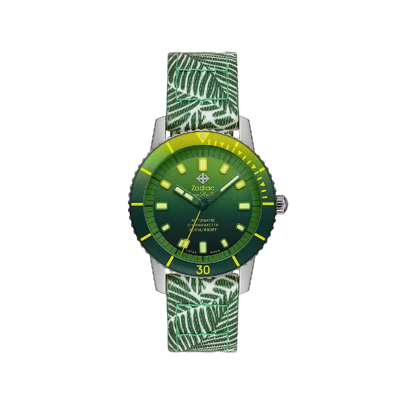 smartwatches for runners with GPS and heart rate monitoring-Zodiac "Pineapple" Super Sea Wolf Compression Diver Automatic Stainless Steel Watch Limited Edition